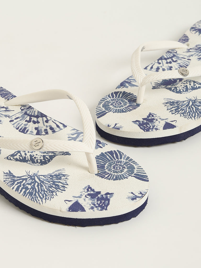 LUNA BLU White Seashell Design Flip-Flops