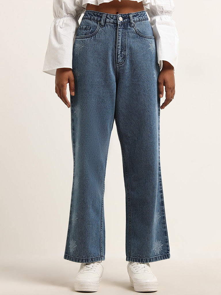 Nuon Blue Straight - Fit Mid - Rise Jeans