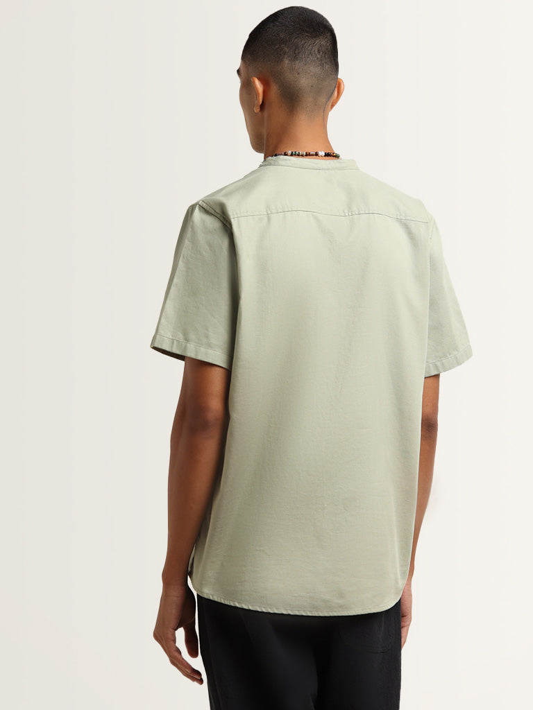 ETA Sage Solid Resort Fit Shirt