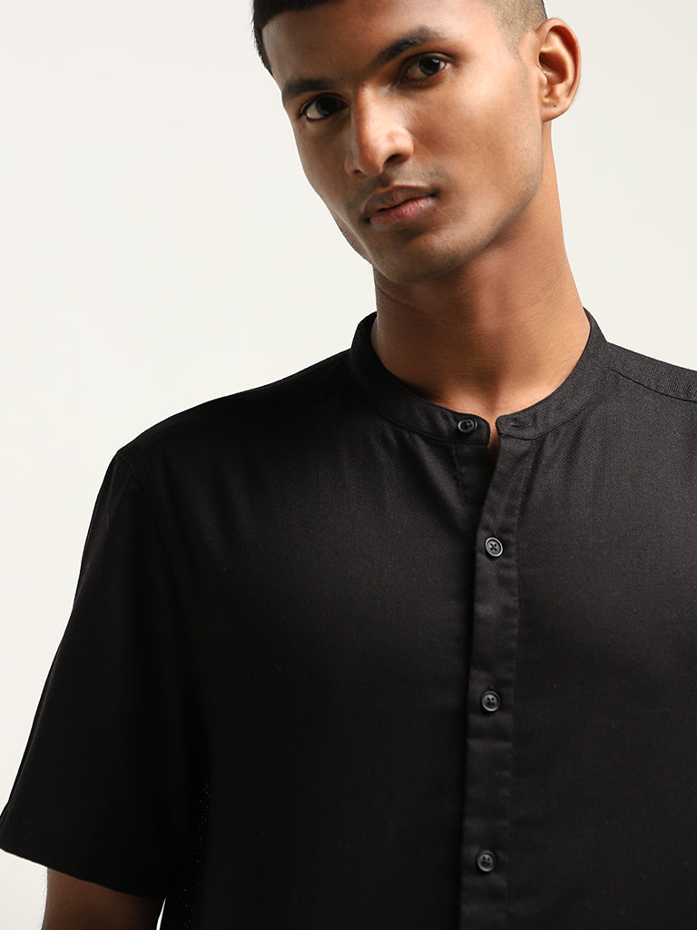 ETA Black Solid Resort Fit Shirt