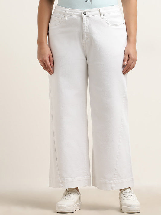 Gia White Flared Fit Mid Rise Jeans