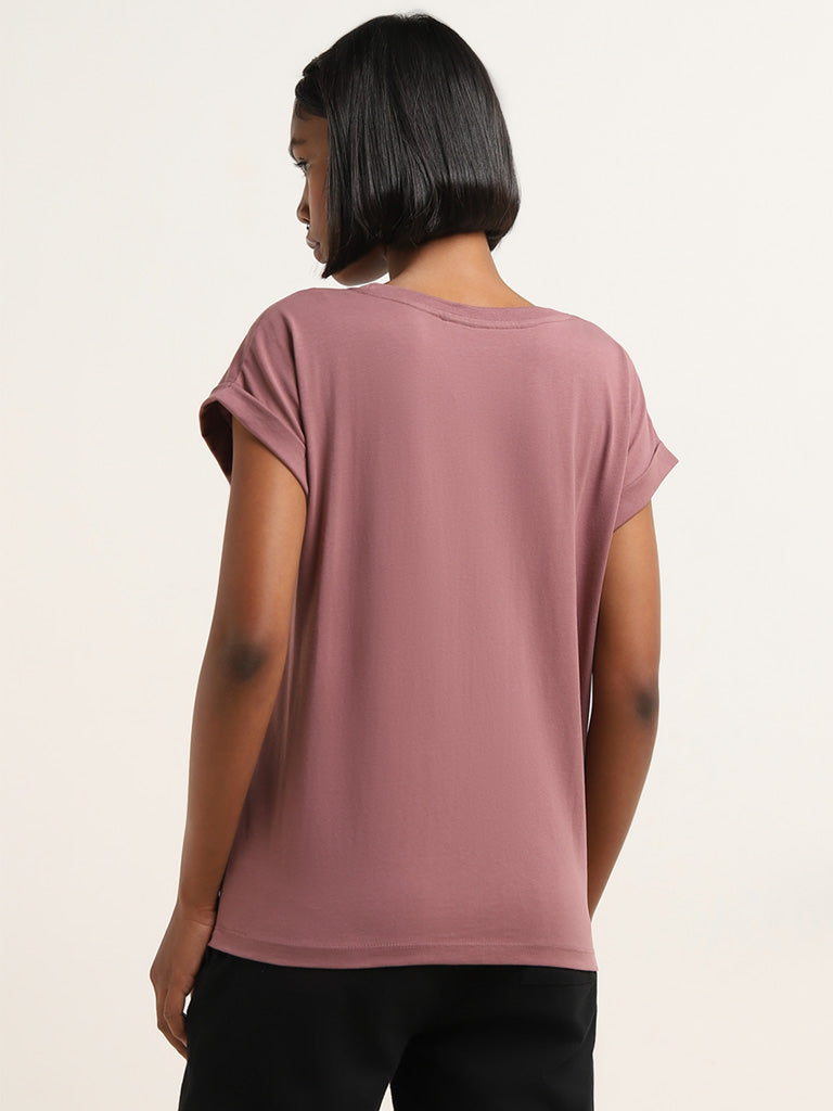 Studiofit Mauve Text Design Cotton T-Shirt