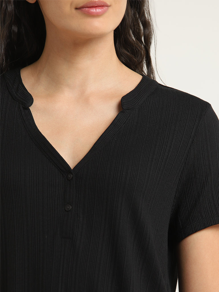 Wunderlove Black Ribbed Textured Top