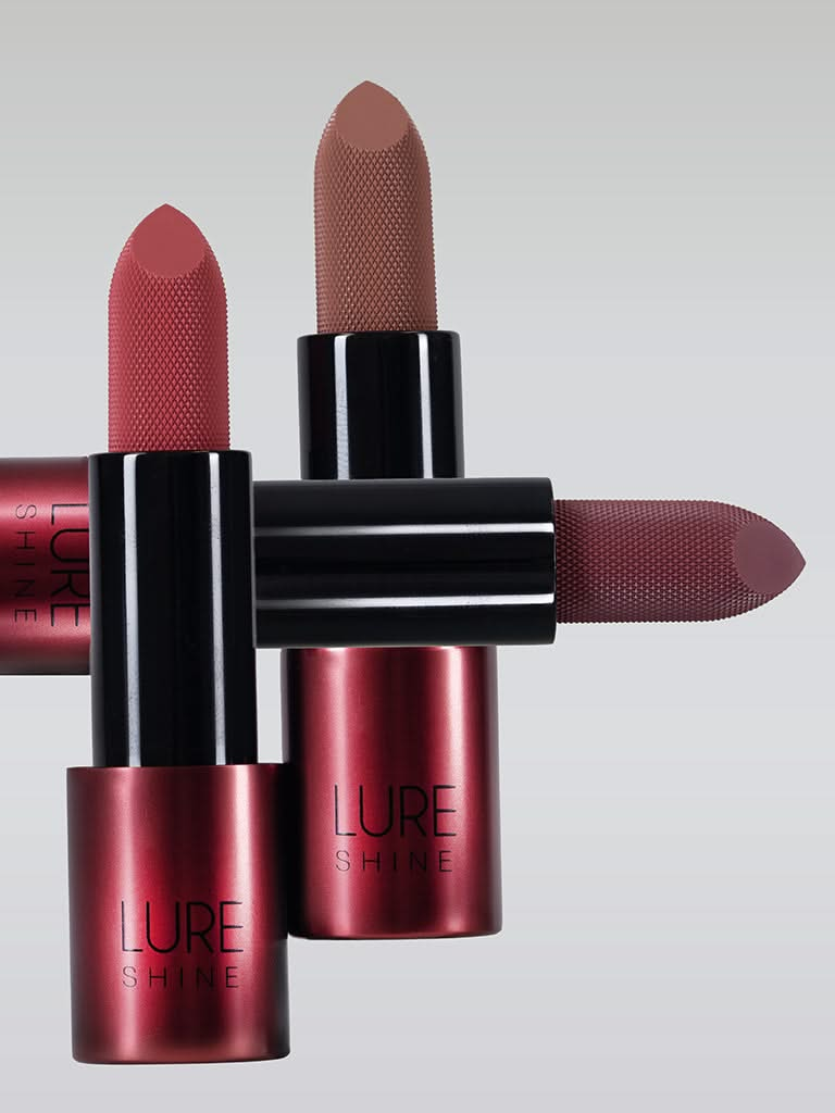 Studiowest Lure Shine 02 Berry Lipstick - 4 gm