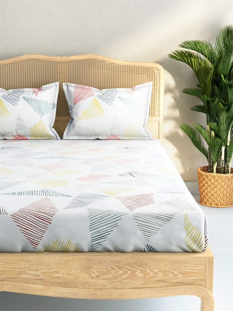 Westside Home Multicolour Geometrical Print 144TC King Bedsheet With Two Pillowcases