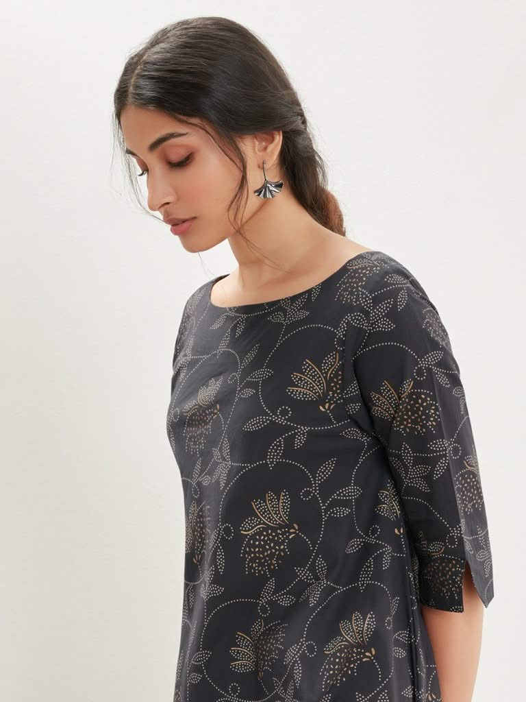 Utsa Charcoal A-Line Floral Patterned Kurta