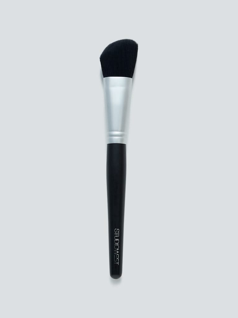 Studiowest Black Blush Brush