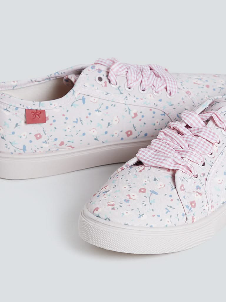 LUNA BLU Blush Pink Floral Printed Sneakers