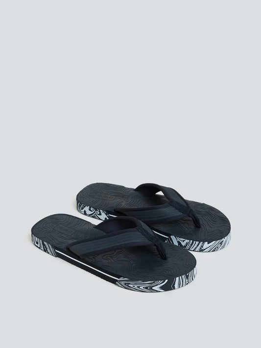 SOLEPLAY Black Wavy Pattern Flip Flops