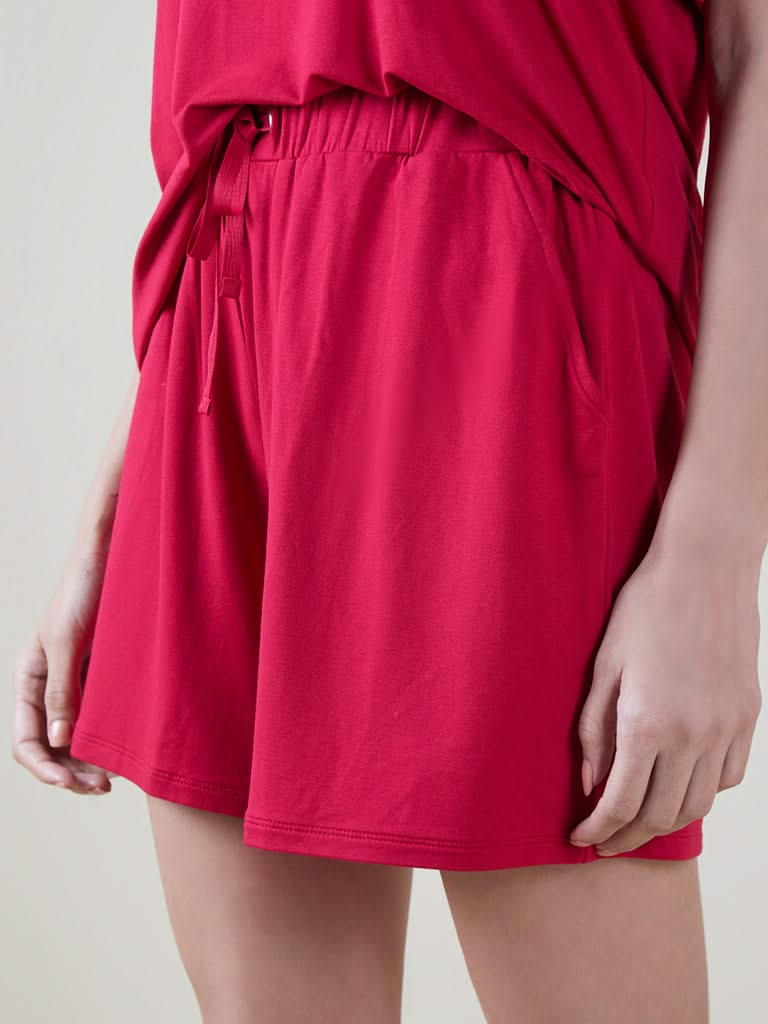 Wunderlove Red Shorts